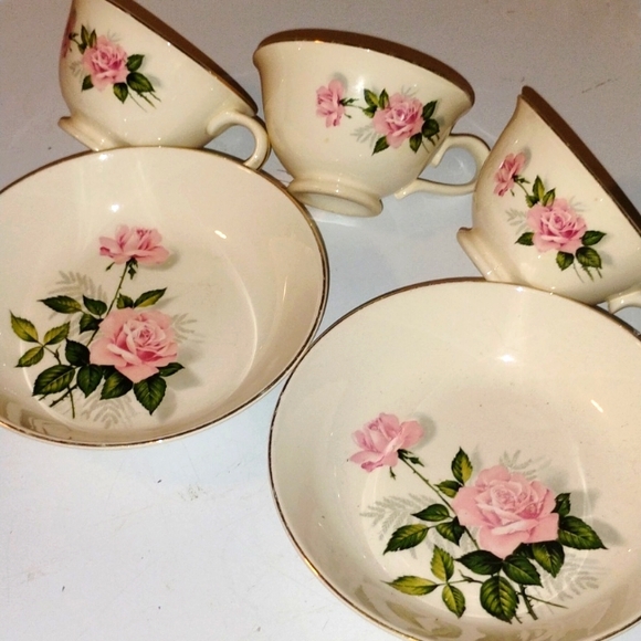 🌹 Vintage Franciscan Desert Rose Cups & Saucers  PRISTINE - Picture 9 of 16